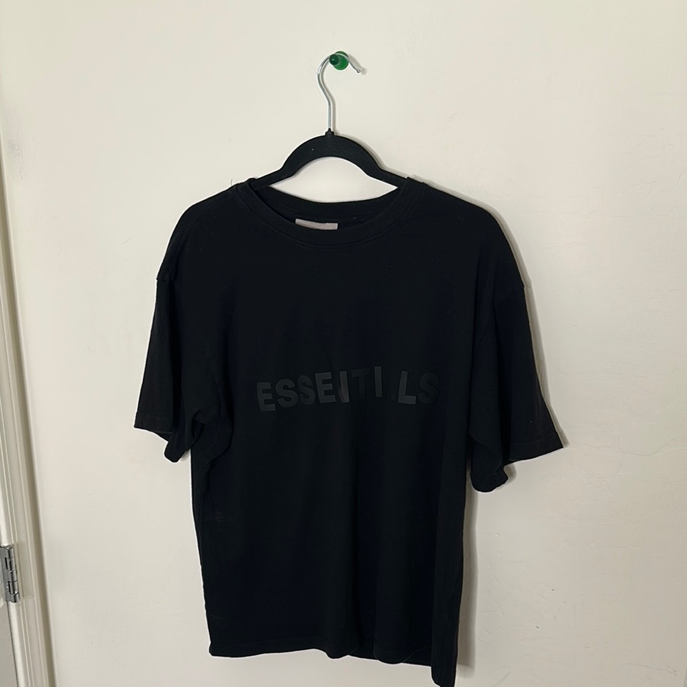 Essentials Men's Black Tee